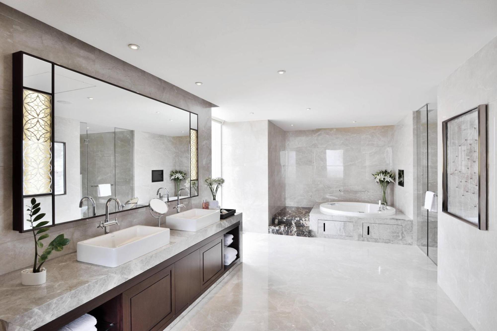 Kochi Marriott Hotel Exterior foto Bathroom