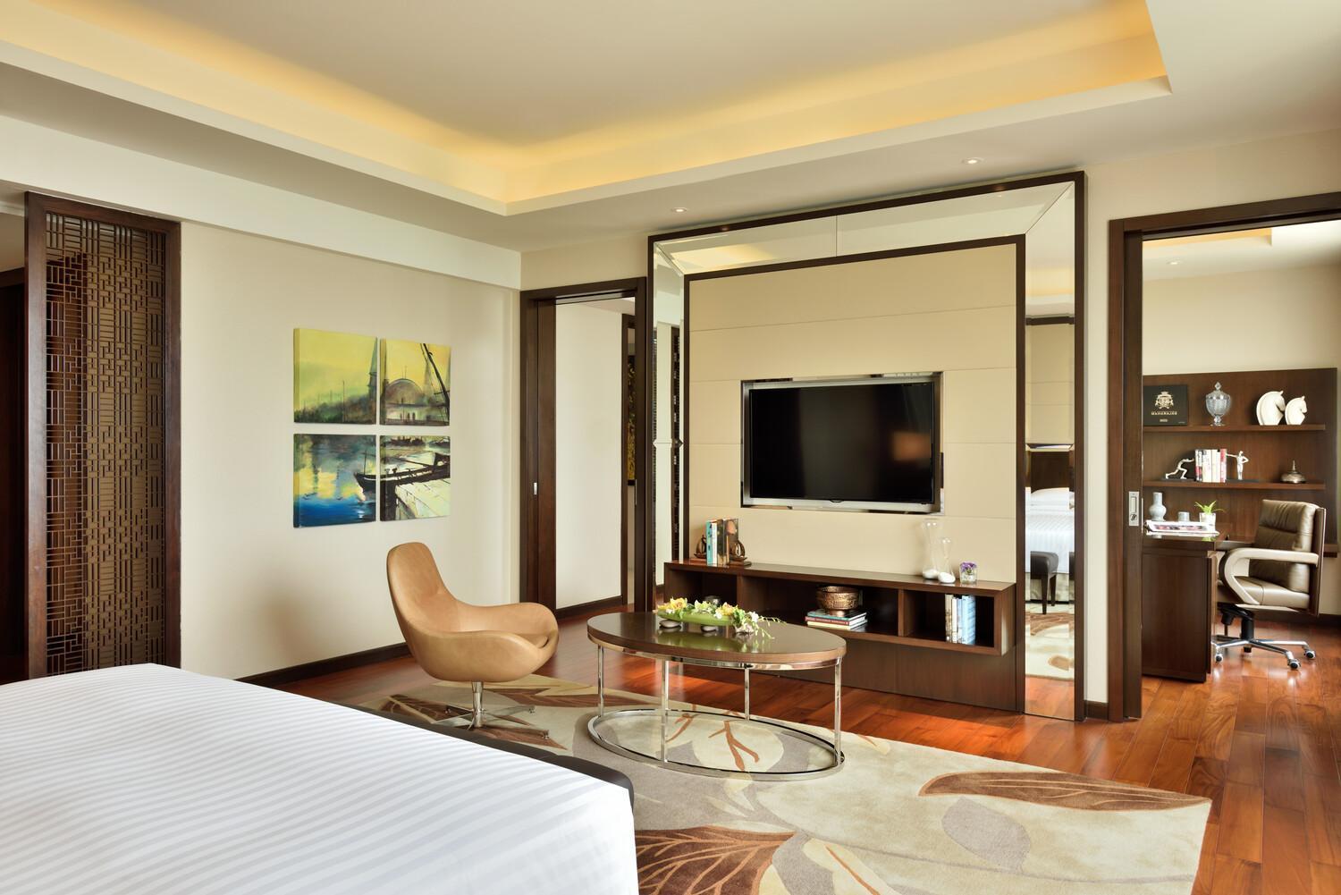 Kochi Marriott Hotel Exterior foto
