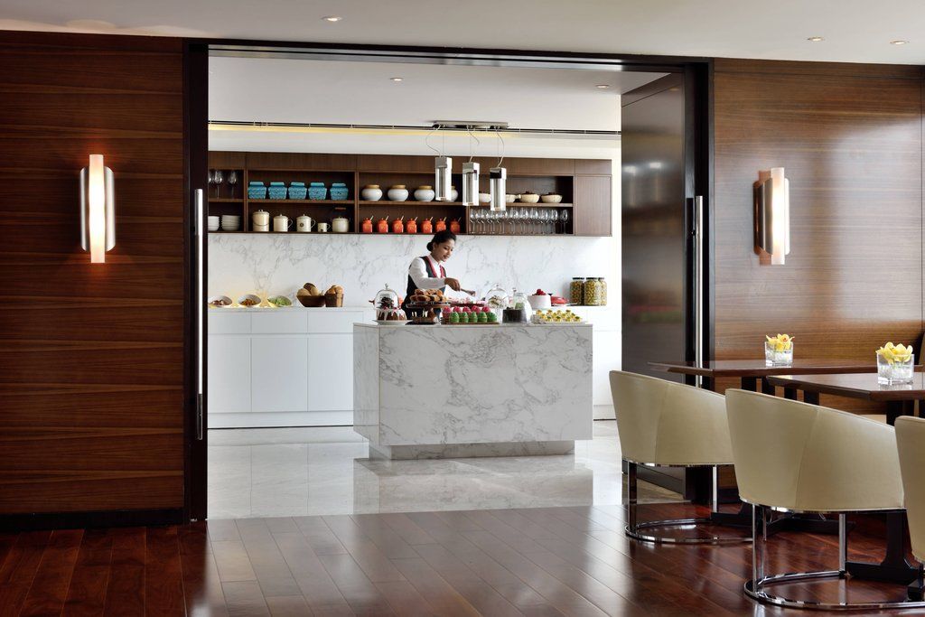Kochi Marriott Hotel Exterior foto The private kitchen at the residence